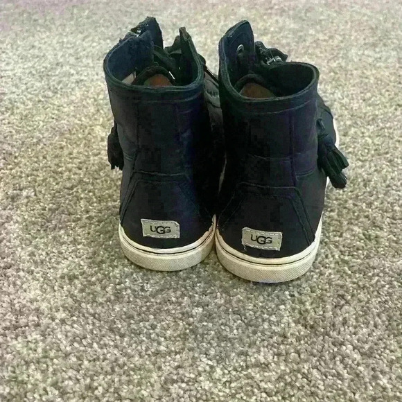 Ugg high top sneakers Size 8 Black and White - Picture 4 of 8